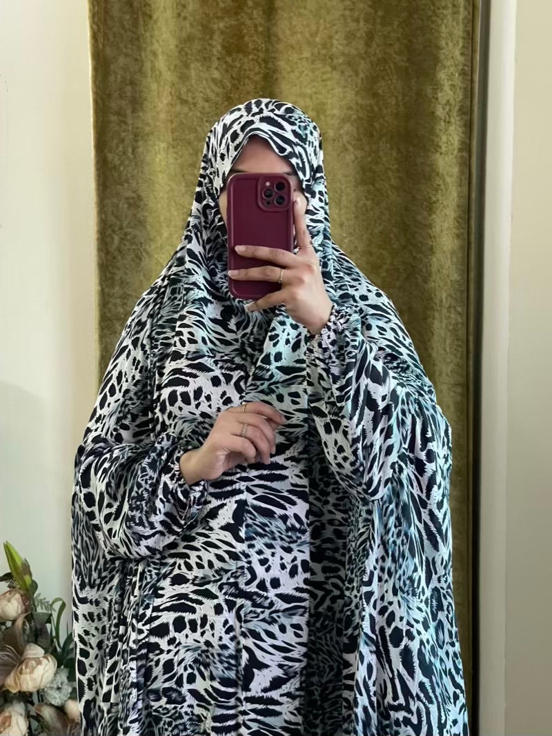 Full Coverage Namaz Chadar with Sleeves + Niqab (Linen)