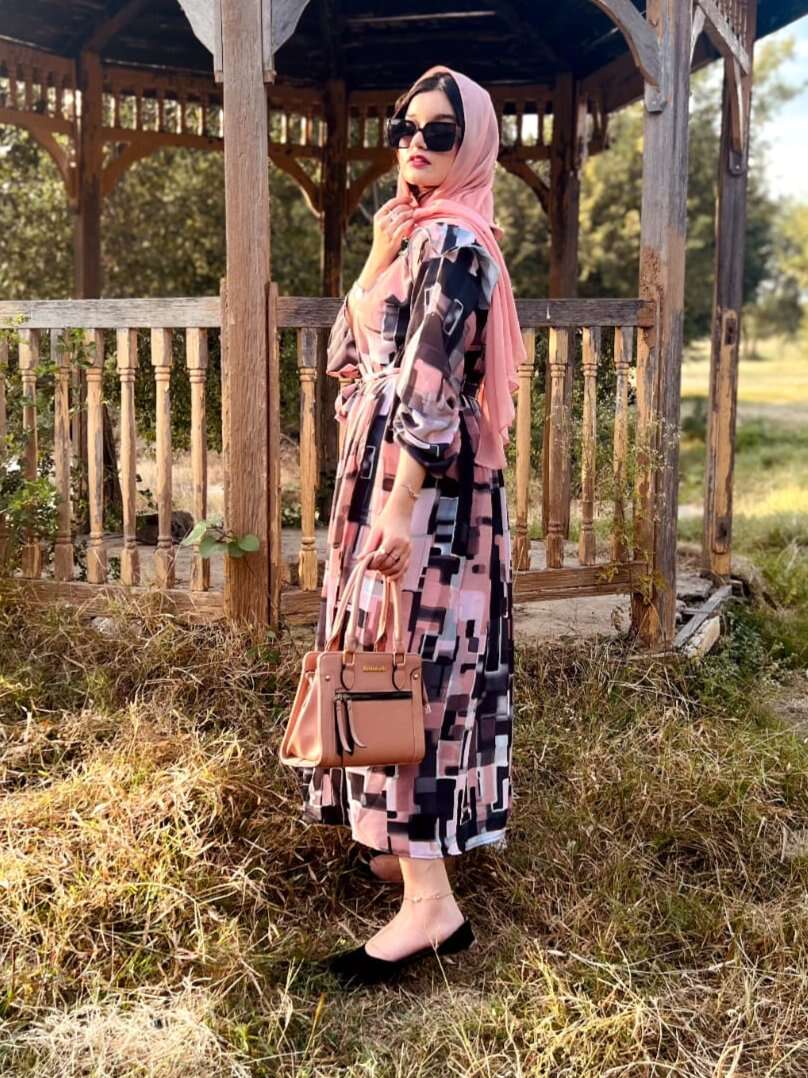 Anzal (S/M) Attires For Muslimah