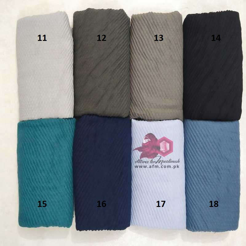 Crinkle Hijab Attires For Muslimah