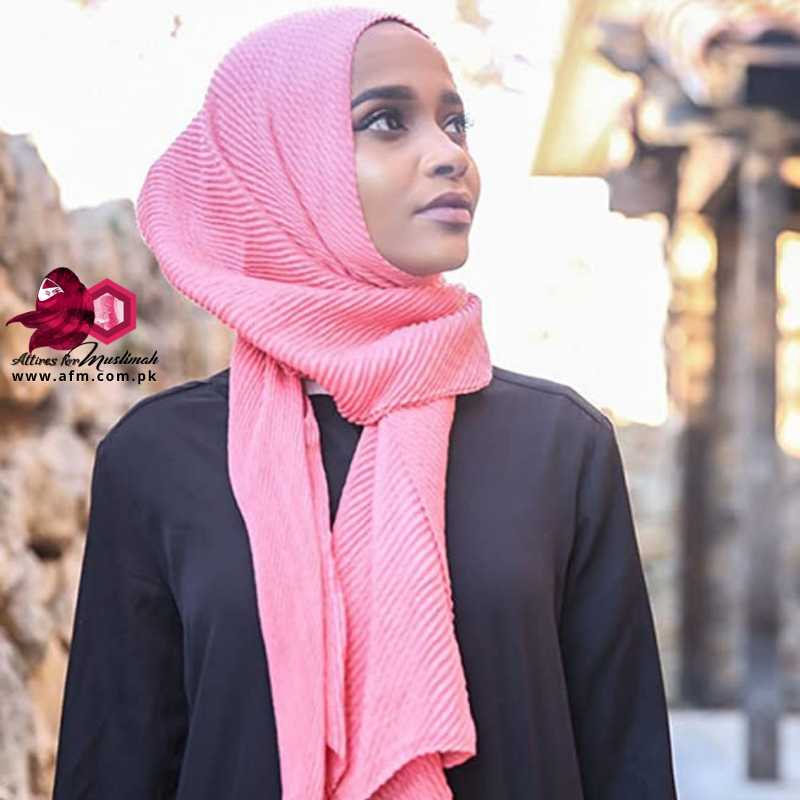 Crinkle Hijab Attires For Muslimah