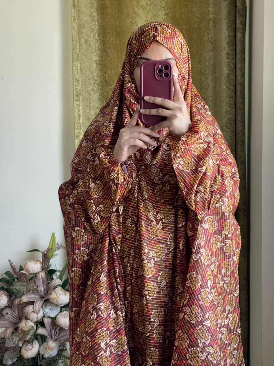 Full Coverage Namaz Chadar with Sleeves + Niqab (Mix Lawn) Attires For Muslimah
