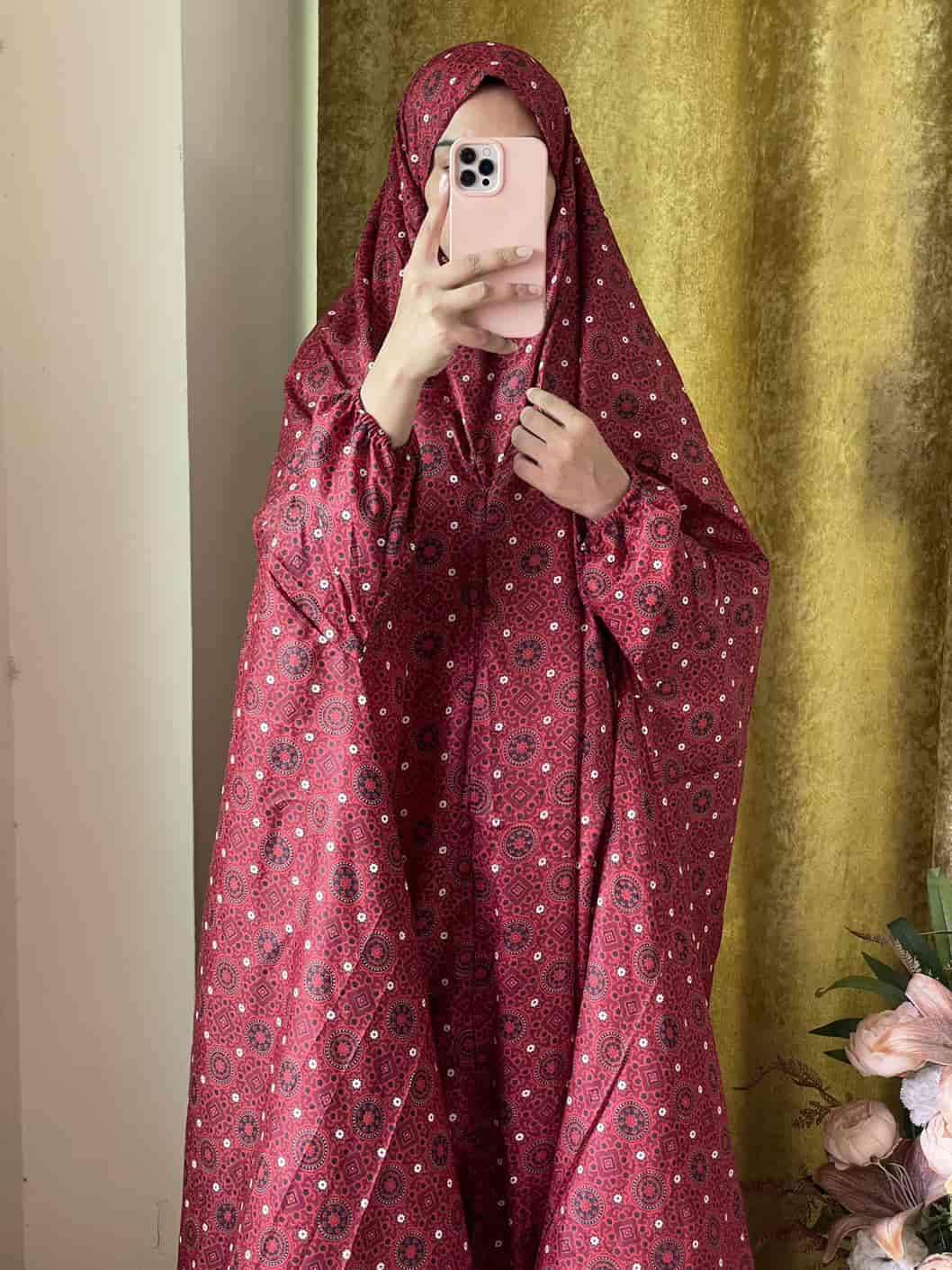 Full Coverage Namaz Chadar with Sleeves + Niqab (Mix Lawn) Attires For Muslimah