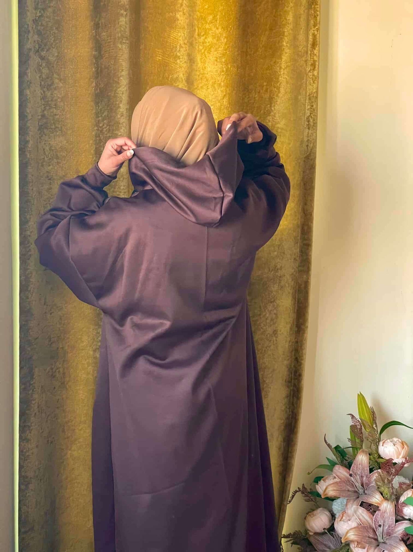 Hoodie Abaya (Muavish Brown ) Attires For Muslimah