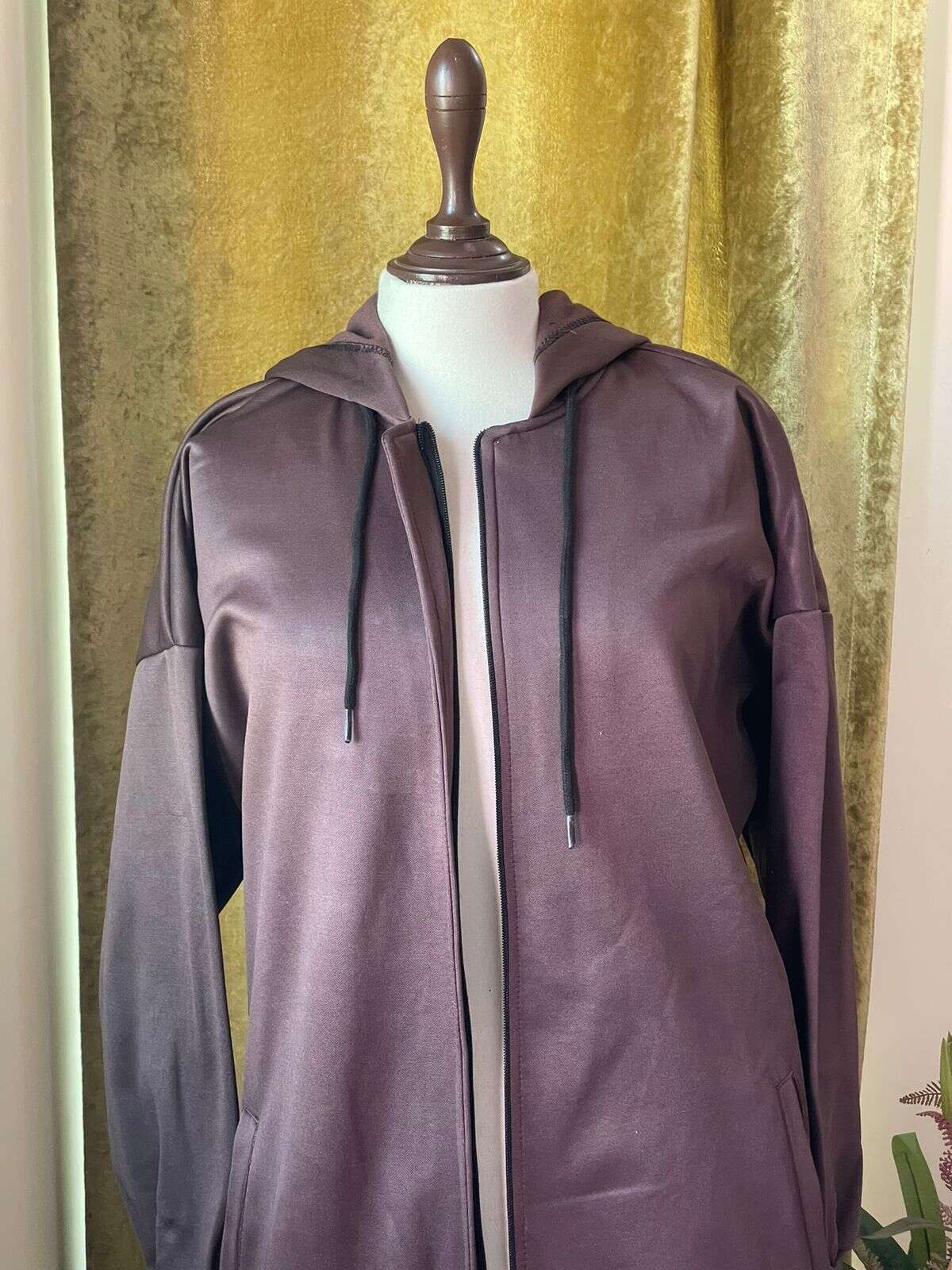 Hoodie Abaya (Muavish Brown ) Attires For Muslimah
