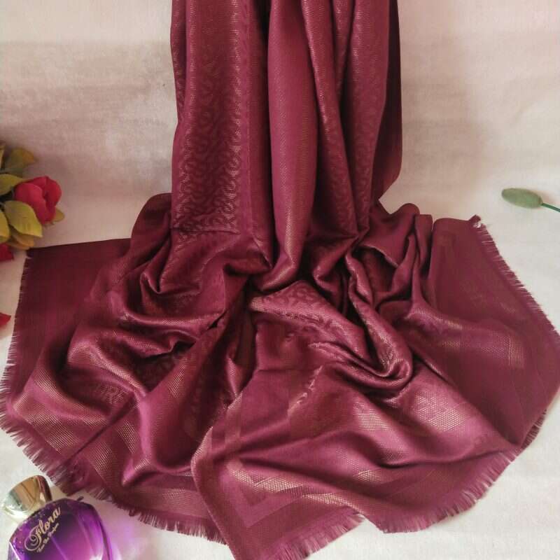 Winter Pashmina Hijab Attires For Muslimah