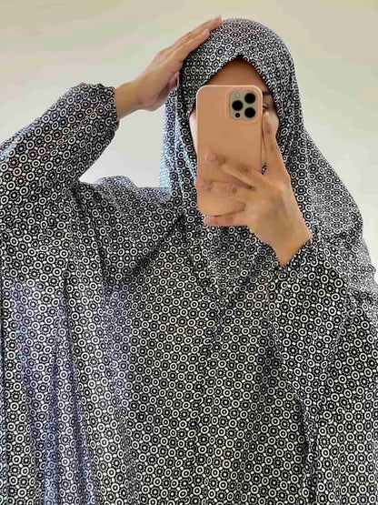 Full Coverage Namaz Chadar with Sleeves + Niqab (Mix Lawn)