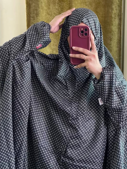 Full Coverage Namaz Chadar with Sleeves + Niqab (Mix Lawn)