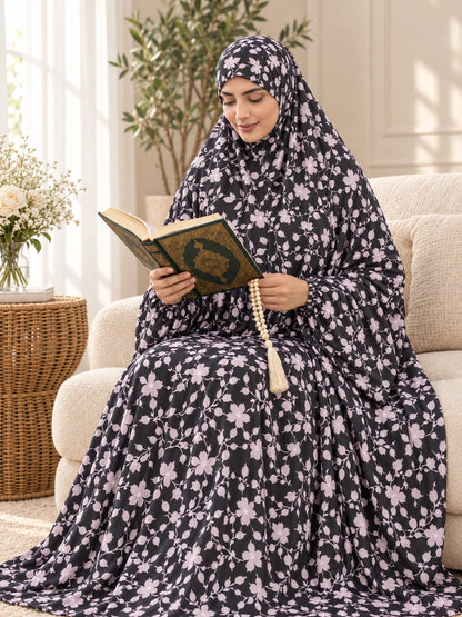 Full Coverage Namaz Chadar with Sleeves + Niqab (Pure Lawn) - lifestyle photo