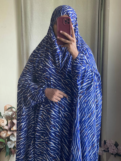 Full Coverage Namaz Chadar with Sleeves + Niqab (Linen) Attires For Muslimah