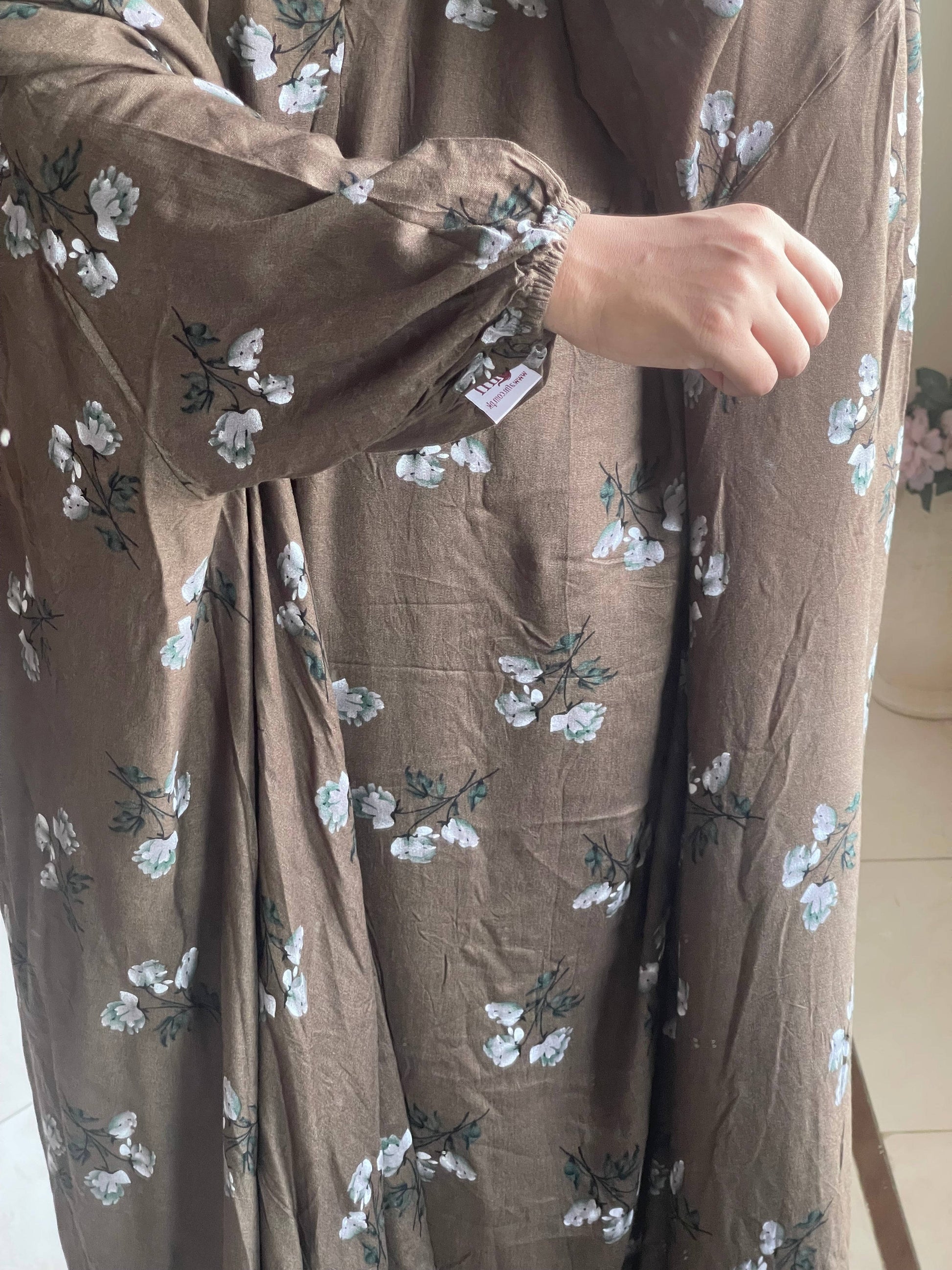 Full Coverage Namaz chadar with sleeves + Niqab (Linen) Attires For Muslimah