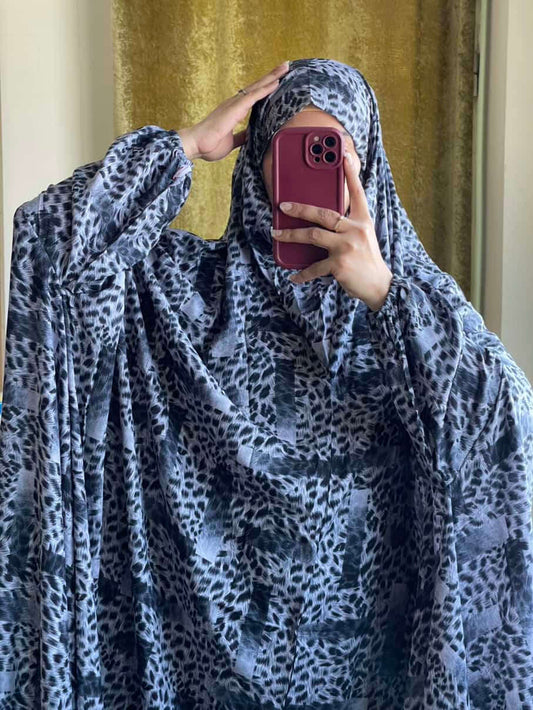 Full Coverage Namaz Chadar with Sleeves + Niqab (Linen) Attires For Muslimah