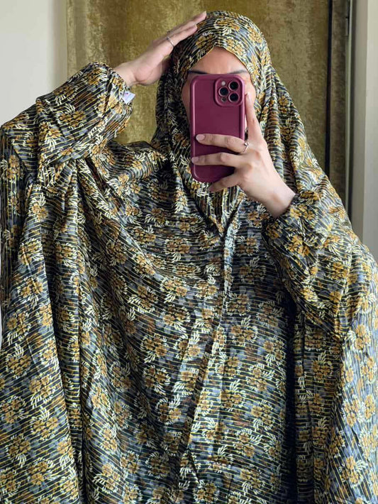 Full Coverage Namaz Chadar with Sleeves + Niqab (Mix Lawn) Attires For Muslimah