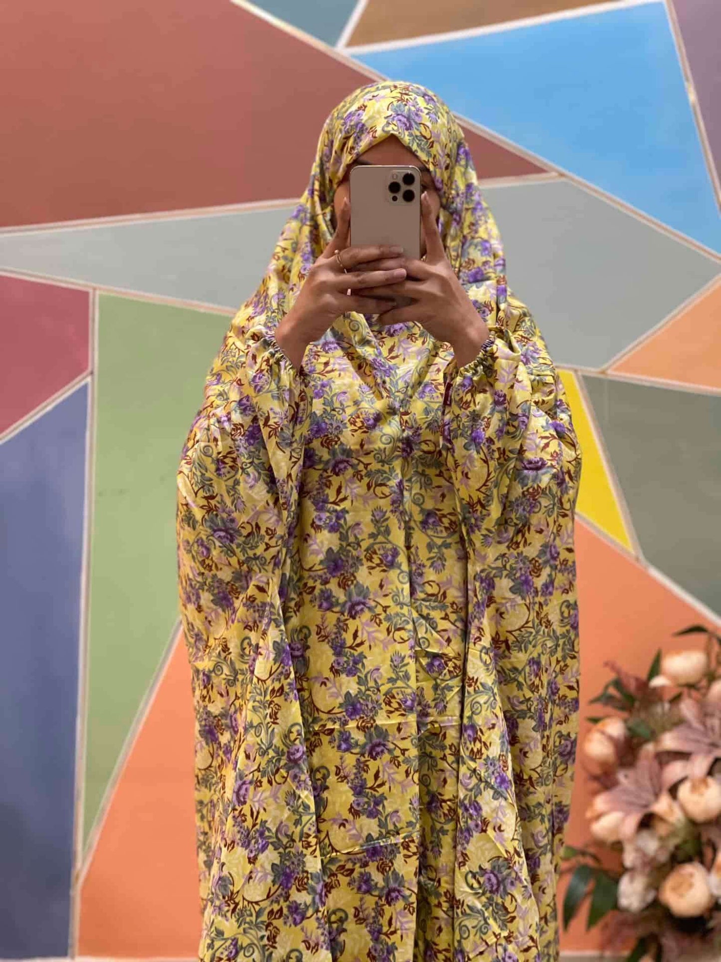 Full Coverage Namaz Chadar with Sleeves + Niqab (Mix Lawn Attires For Muslimah