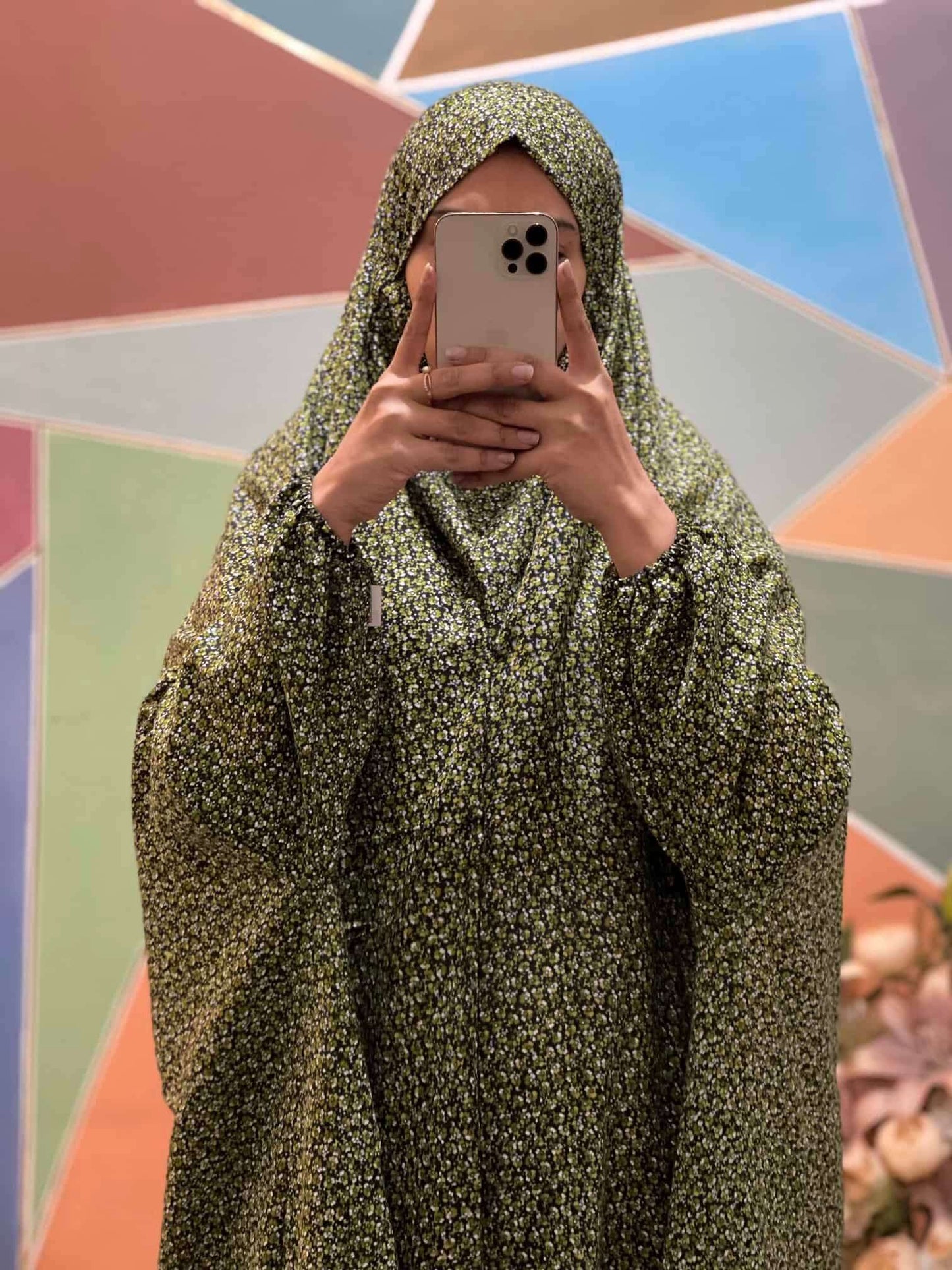 Full Coverage Namaz Chadar with Sleeves + Niqab (Mix Lawn) Attires For Muslimah