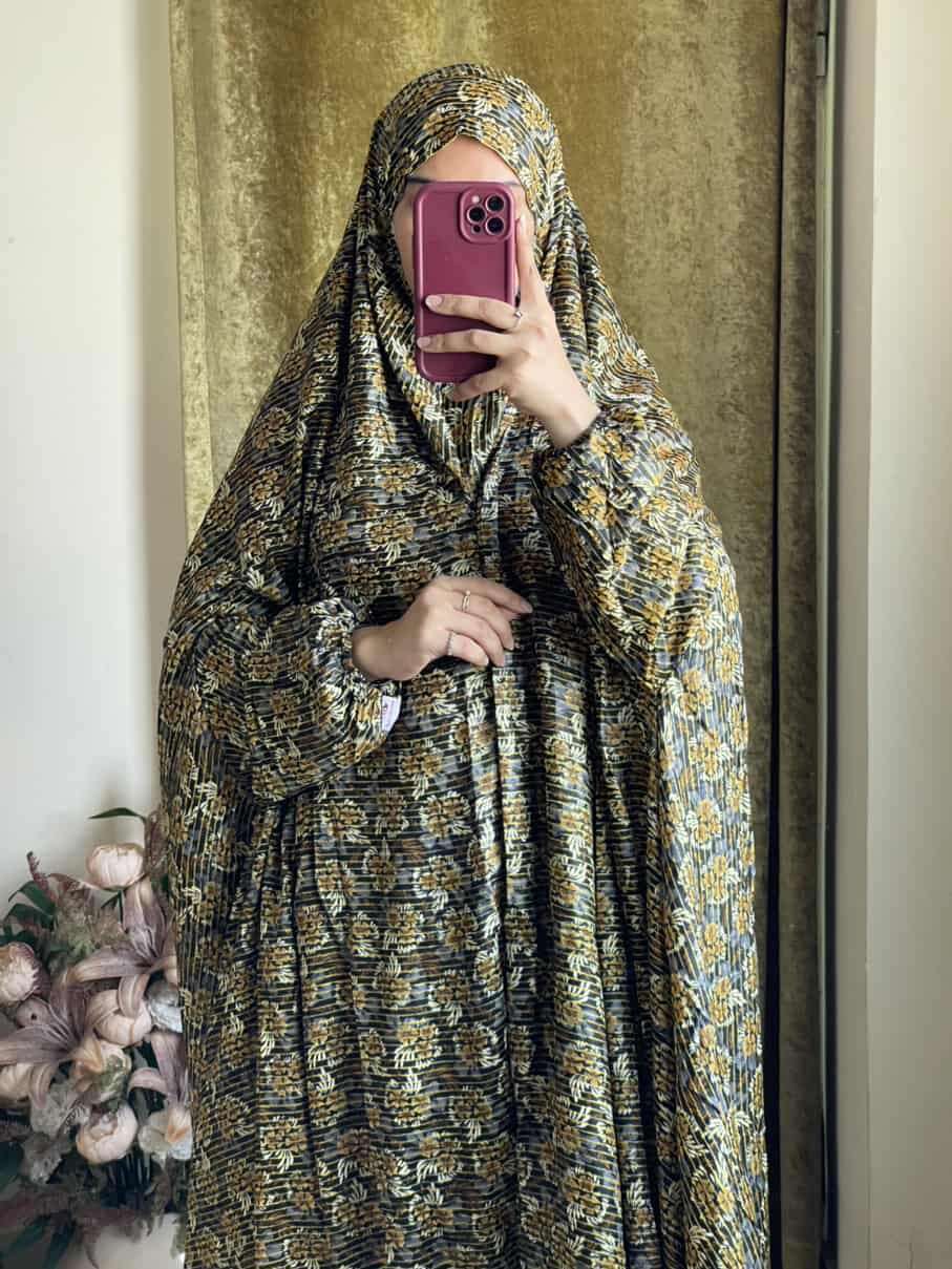 Full Coverage Namaz Chadar with Sleeves + Niqab (Mix Lawn) Attires For Muslimah