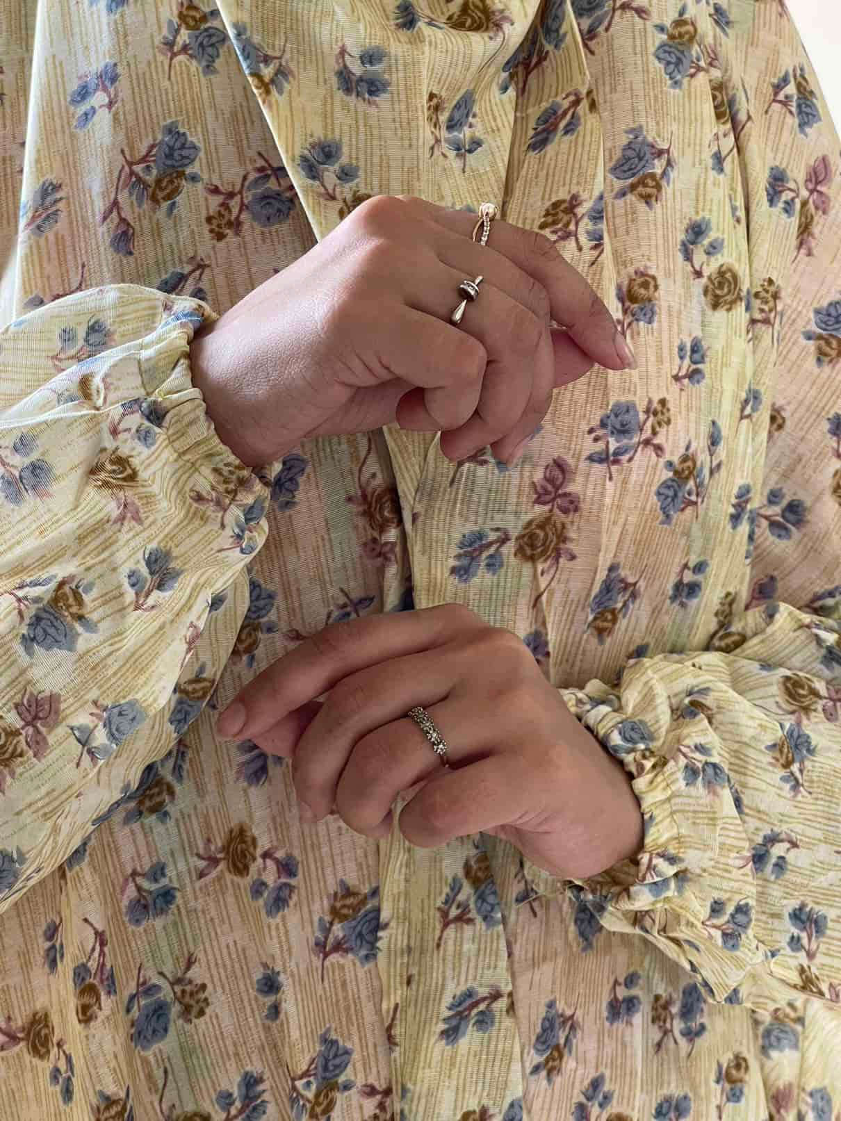 Full Coverage Namaz Chadar with Sleeves + Niqab (Mix Lawn) Attires For Muslimah