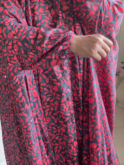 Full Coverage Namaz Chadar with Sleeves + Niqab (Pure Lawn) Attires For Muslimah