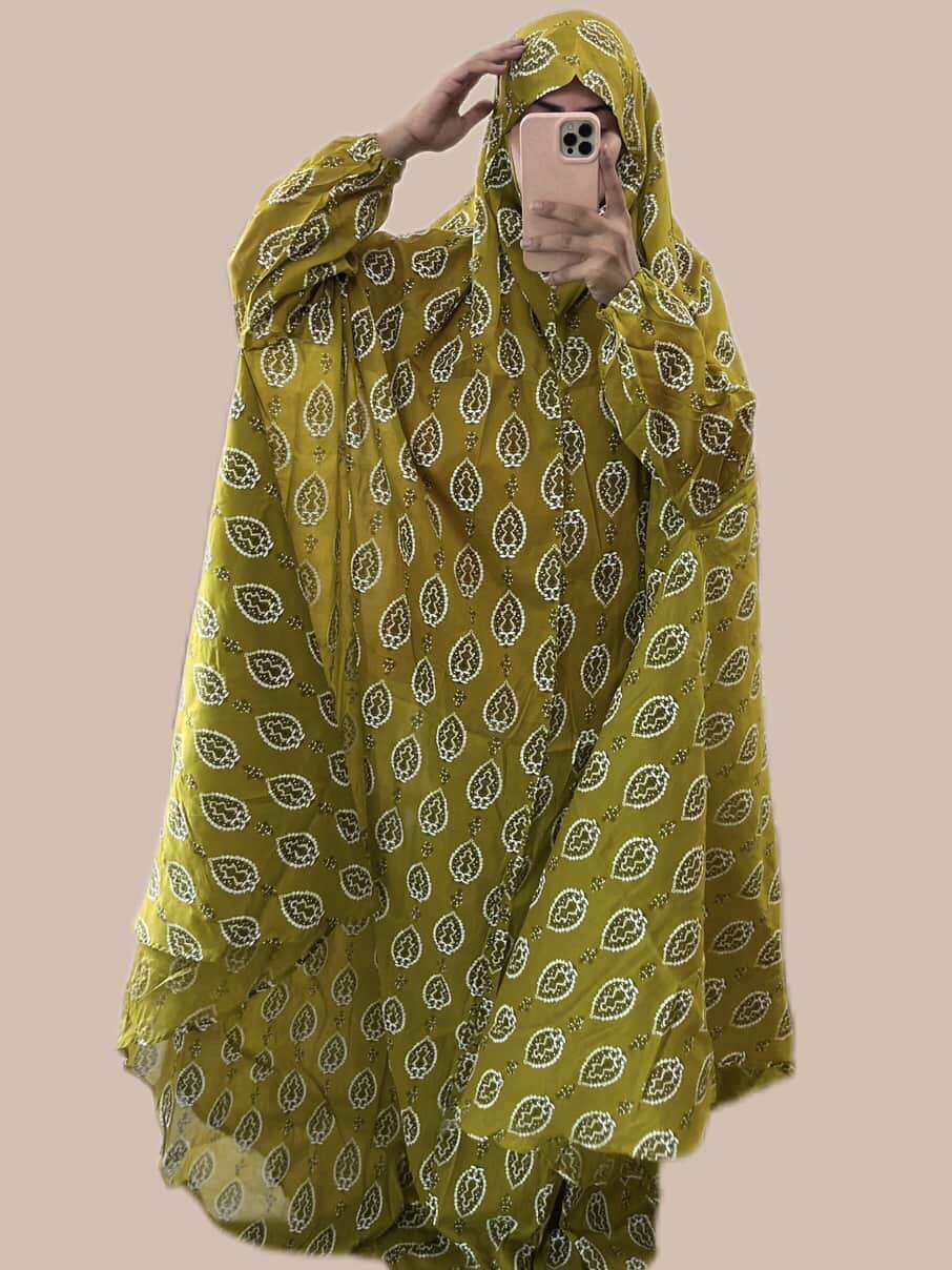 Full Coverage Namaz Chadar with Sleeves + Niqab (Pure Lawn) Attires For Muslimah