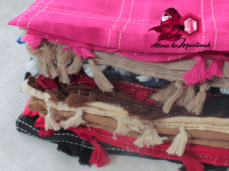 Grid line hijabs Attires For Muslimah