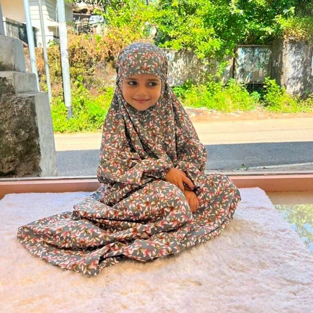 Kids Namaz Chadar (5-8 age) Attires For Muslimah