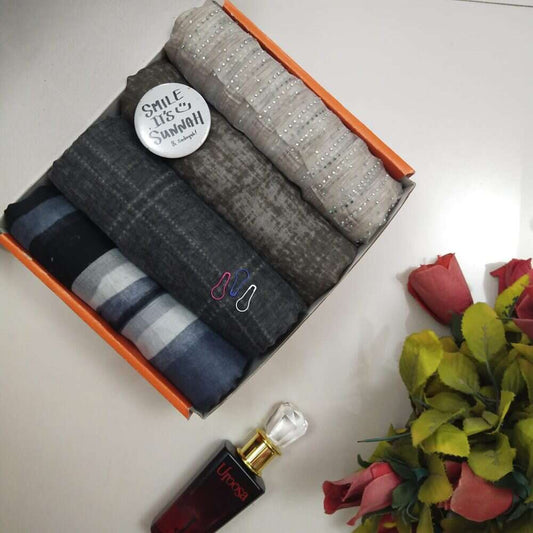 Vintage Monochrome Attires For Muslimah